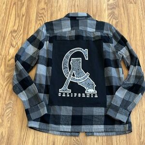 California Cali Flannel Shirt upcycled unisex Size Small S